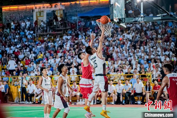 湖南“村BA”燃动爱国村