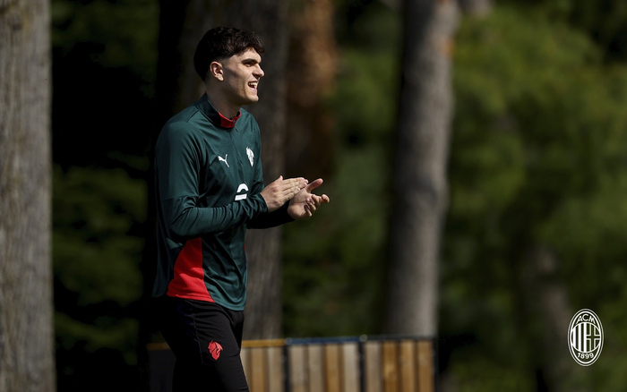 米兰三将归队备战关键战役