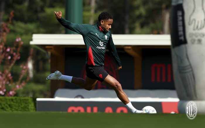 米兰三将归队备战关键战役