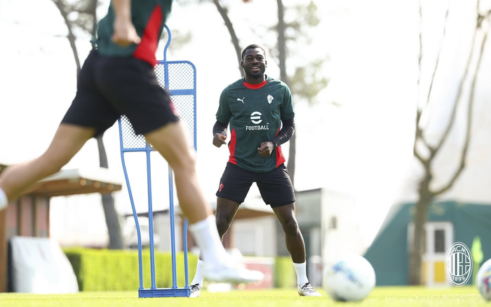 米兰三将归队备战关键战役